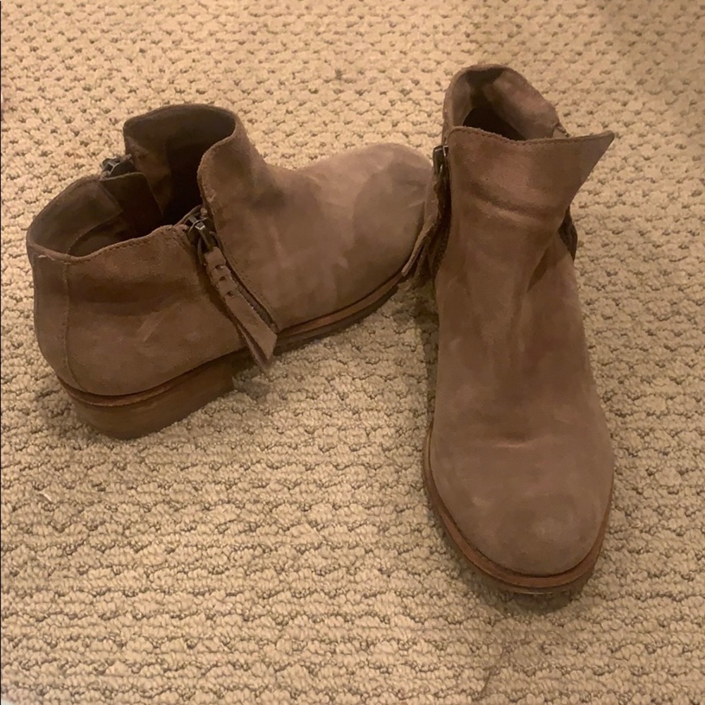 Dolce Vita booties